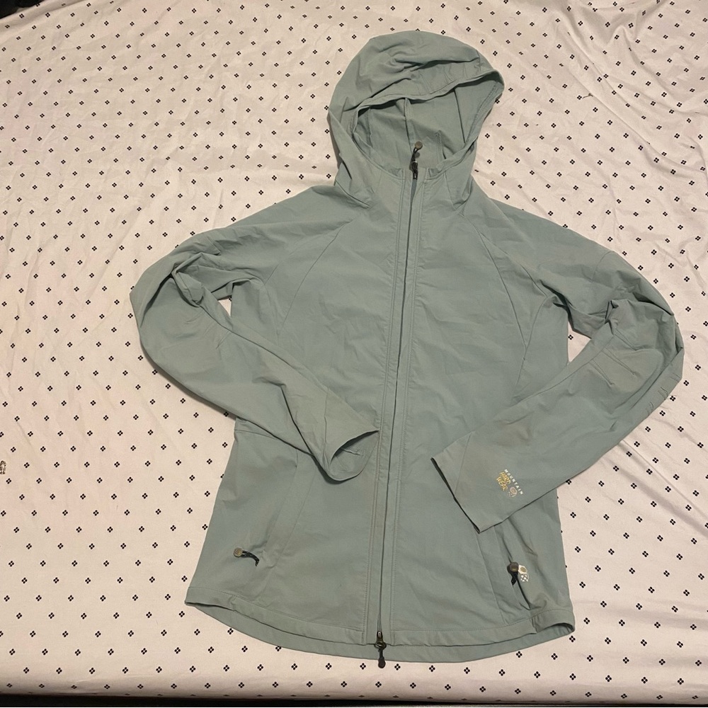 Women’s Mountain Hardwear blue light weight softshell Small